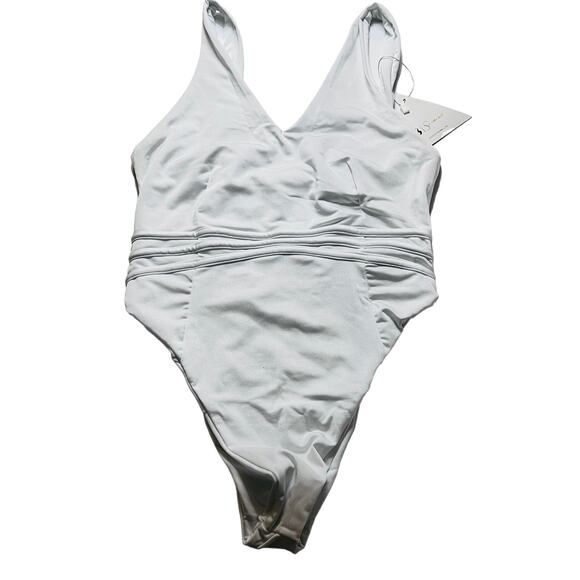 BuffBunny Collection White One Piece Swimsuit Size Small NWT - Picture 2 of 6